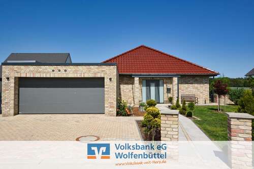 Foto - Haus zum Kaufen in Helmstedt 579.000,00 € 194.05 m²