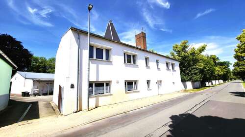 Foto - Haus zum Kaufen in Güsten 379.000,00 € 304 m²