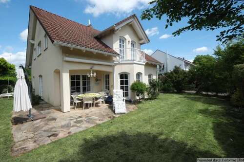 Foto - Haus zum Kaufen in Kornwestheim 1.200.000,00 € 204 m²