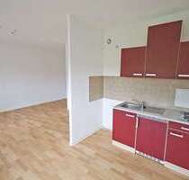 Wohnung zum Mieten in Halle (Saale) 277,00 € 30.72 m²