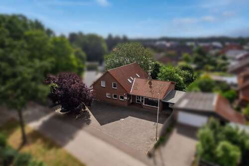 Foto - Haus zum Kaufen in Wesendorf 339.000,00 € 258 m²