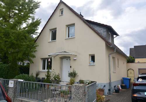 Foto - Haus zum Kaufen in Mörfelden-Walldorf 450.000,00 € 100 m²