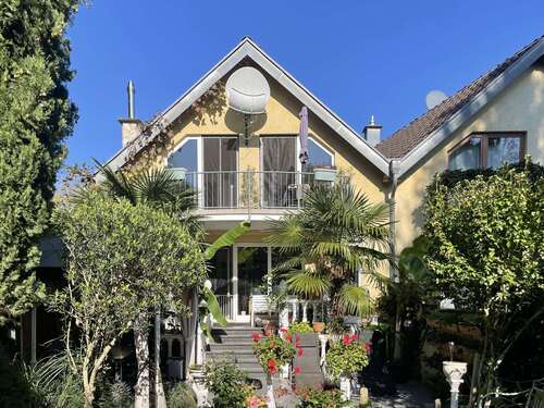 Foto - Haus zum Kaufen in Wesseling 700.000,00 € 189 m²