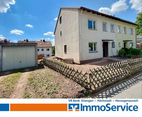 Foto - Haus zum Kaufen in Erlangen Frauenaurach 365.000,00 € 106 m²