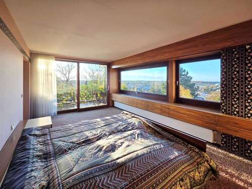 Foto - Haus zum Kaufen in Leonberg 990.000,00 € 270 m²