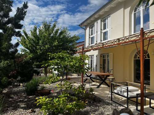 Foto - Haus zum Kaufen in Stadtbergen-Leitershofen 2.250.000,00 € 300 m²