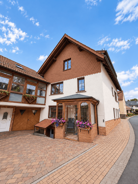 Foto - Haus zum Kaufen in Kirchheim 189.000,00 € 205 m²