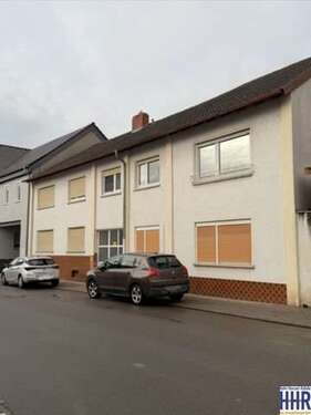 Foto - Haus zum Kaufen in Bürstadt 675.000,00 € 335 m²