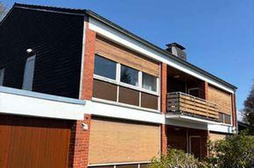 Foto - Haus zum Kaufen in Bergisch Gladbach 715.000,00 € 300 m²