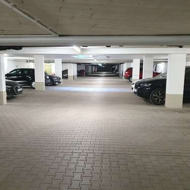 Foto - Garage zu vermieten in München 140,00 € 13.1 m²