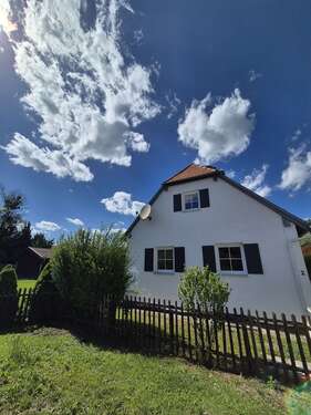Foto - Haus zum Mieten in Tittmoning 1.190,00 € 0 m²