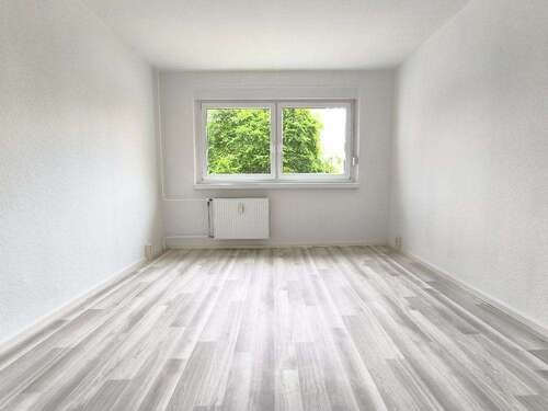 Foto - Wohnung zum Mieten in Bernburg 378,20 € 61 m²