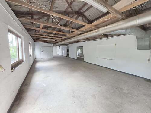 Foto - Halle in Königswinter Heisterbacherrott 1.200,00 € 300 m²