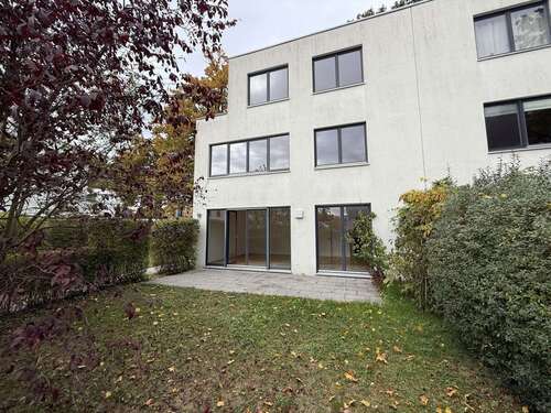 Foto - Haus zum Mieten in Berlin-Zehlendorf 2.653,05 € 201.82 m²