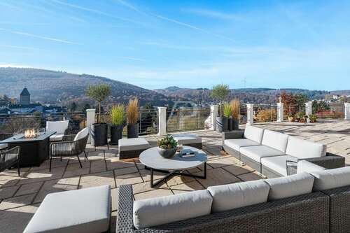 Foto - Haus zum Kaufen in Weilrod 1.695.000,00 € 409 m²