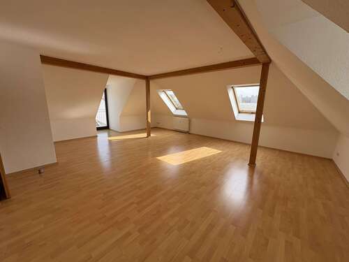 Foto - Wohnung zum Mieten in Zwickau 530,00 € 88.2 m²