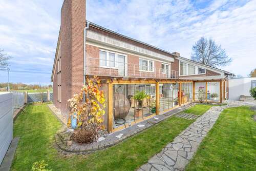 Foto - Haus zum Kaufen in Ahaus 679.000,00 € 343 m²