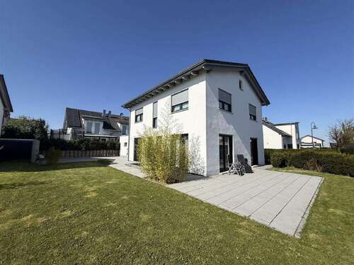 Foto - Haus zum Kaufen in Schwäbisch Gmünd 745.000,00 € 178 m²
