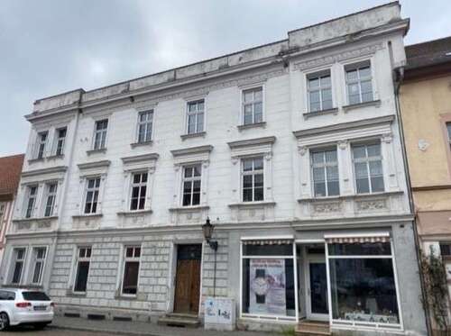 Foto - Wohnung zum Mieten in Havelberg 910,00 € 130 m²