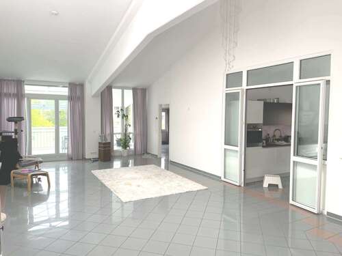 Foto - Halle in Holzkirchen 2.449.000,00 € 1000 m²