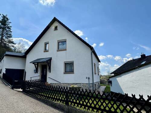 Foto - Haus zum Kaufen in Laaber 200.000,00 € 136 m²