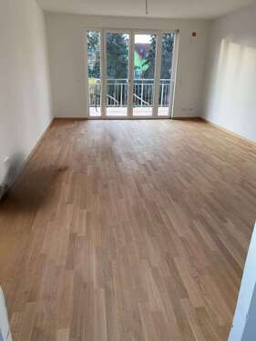 Foto - Wohnung zum Mieten in Hohen Neuendorf 876,20 € 67.4 m²