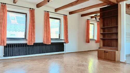 Foto - Haus zum Kaufen in Rötha 180.000,00 € 150 m²