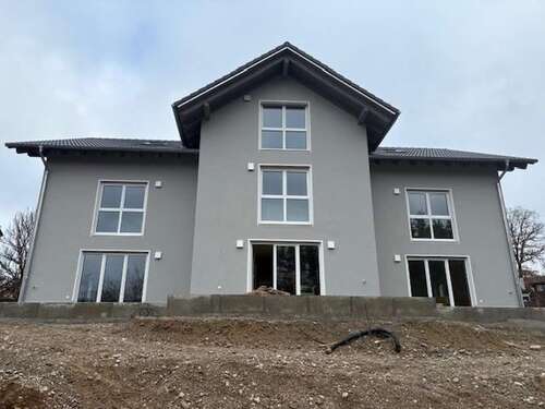 Foto - Haus zum Mieten in Oberpframmern 2.500,00 € 185 m²