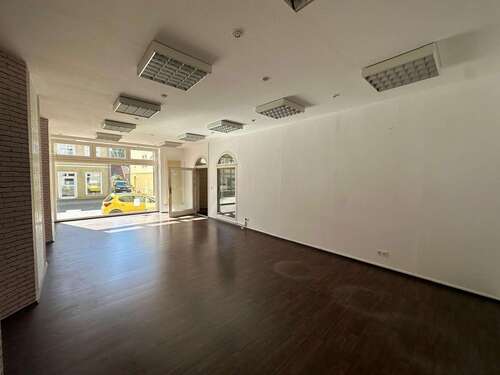 Foto - Einzelhandel in Neustrelitz 562,00 € 63.9 m²