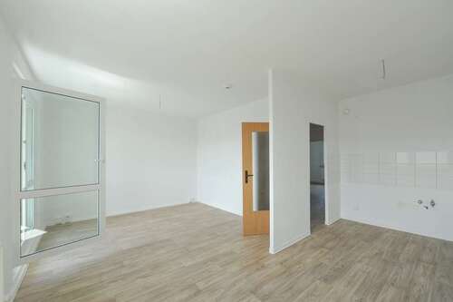 Foto - Wohnung zum Mieten in Halle 345,00 € 56.98 m²