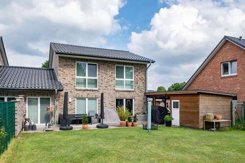 Foto - Haus zum Mieten in Damendorf 1.524,00 € 127 m²