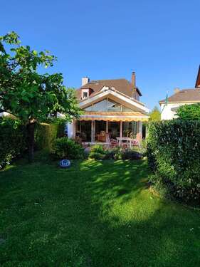 Foto - Haus zum Kaufen in Schwalbach 775.000,00 € 130 m²