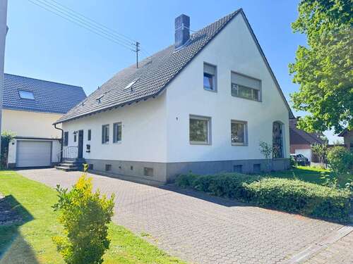 Foto - Haus zum Kaufen in Troisdorf 620.000,00 € 220 m²