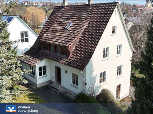 Foto - Haus zum Kaufen in Schwieberdingen 790.000,00 € 154 m²