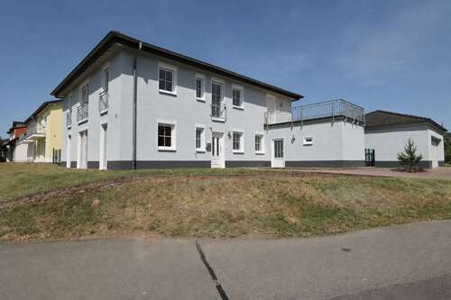 Foto - Haus zum Kaufen in Mackenbach 525.000,00 € 275 m²