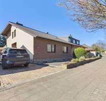 Haus zum Kaufen in Düren Gürzenich 363.500,00 € 118.71 m² - Düren / Gürzenich