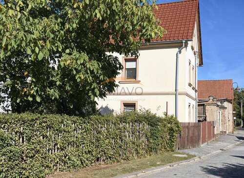 Foto - Haus zum Kaufen in Neukieritzsch 899.000,00 € 249.78 m²