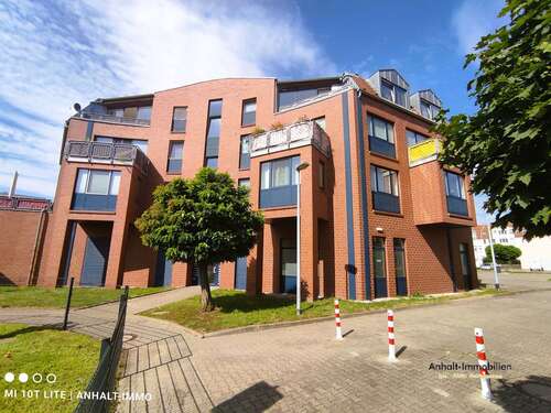 Foto - Wohnung zum Mieten in Bitterfeld 430,00 € 65.91 m²