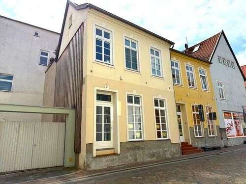 Foto - Büro in Güstrow 320,00 € 32 m² - 320,00 EUR Kaltmiete, ca.  32,00 m²