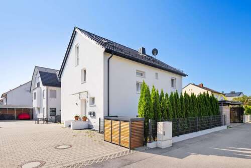 Foto - Haus zum Kaufen in Gilching 1.390.000,00 € 277 m²