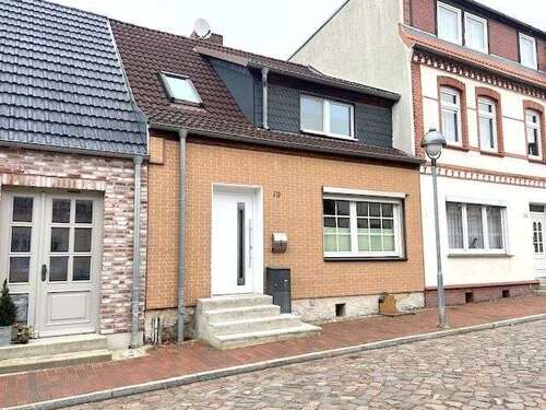 Foto - Haus zum Kaufen in Laage 157.000,00 € 95 m²