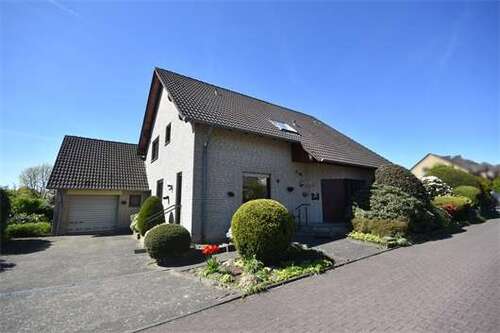 Foto - Haus zum Kaufen in Bielefeld 690.000,00 € 203.11 m²