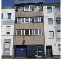 Haus zum Kaufen in Krefeld 460.000,00 € 286 m²