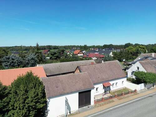 Foto - Haus zum Kaufen in Niedergörsdorf Rohrbeck 160.000,00 € 120 m²