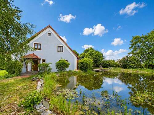 Foto - Haus zum Kaufen in Perkam 750.000,00 € 161 m²