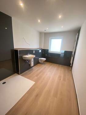 Foto - Wohnung zum Mieten in Duisburg 431,39 € 64.87 m²