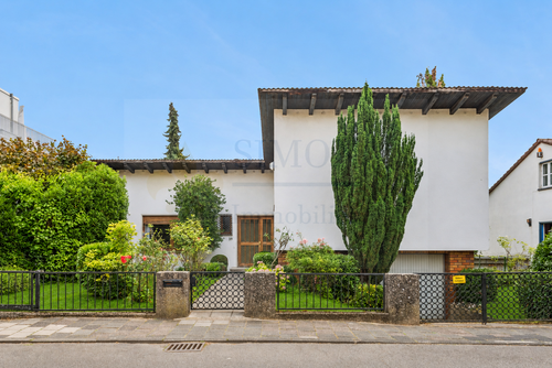 Foto - Haus zum Kaufen in Hofheim am Taunus 929.000,00 € 209 m²