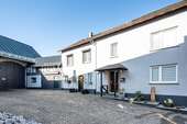 Haus zum Kaufen in Biebrich 225.000,00 € 120 m²