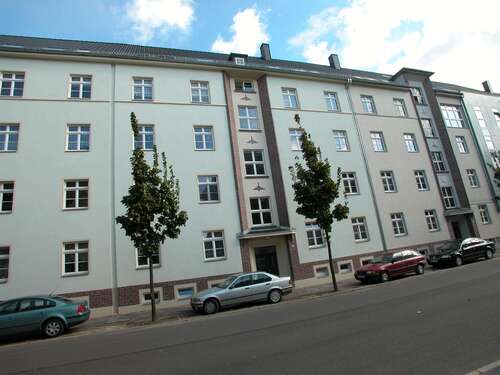 Foto - Wohnung zum Mieten in Zwickau 325,00 € 52.37 m²