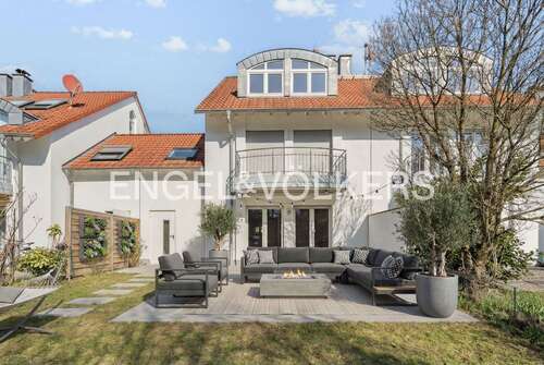 Foto - Haus zum Mieten in Sulzbach (Taunus) 2.850,00 € 165 m²